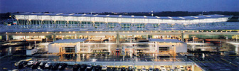 El Aeropuerto de Ezeiza recibi&oacute; el Premio D&eacute;cada