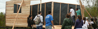 Un Techo para mi Pa&iacute;s e Isover Argentina construyeron 200 viviendas sociales del Bicentenario