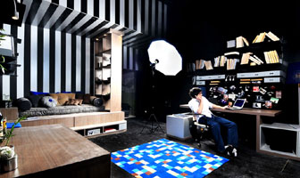 Espacio Nº 22: El estudio de un freelancer por Sergio Muchnik & Design Team (Casa FOA 2010 La Defensa)