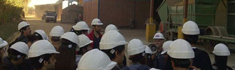 Inicio del ciclo de visitas a empresas del Grupo Construya para alumnos de la FADU