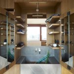 Atico en Praga (ducha en dormitorio) / DVDV Studio Architects