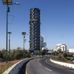 Torre de viviendas Adamant Puebla I / Mayer Hasbani