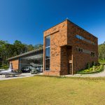 Hangar Baltt / PJV Arquitetura