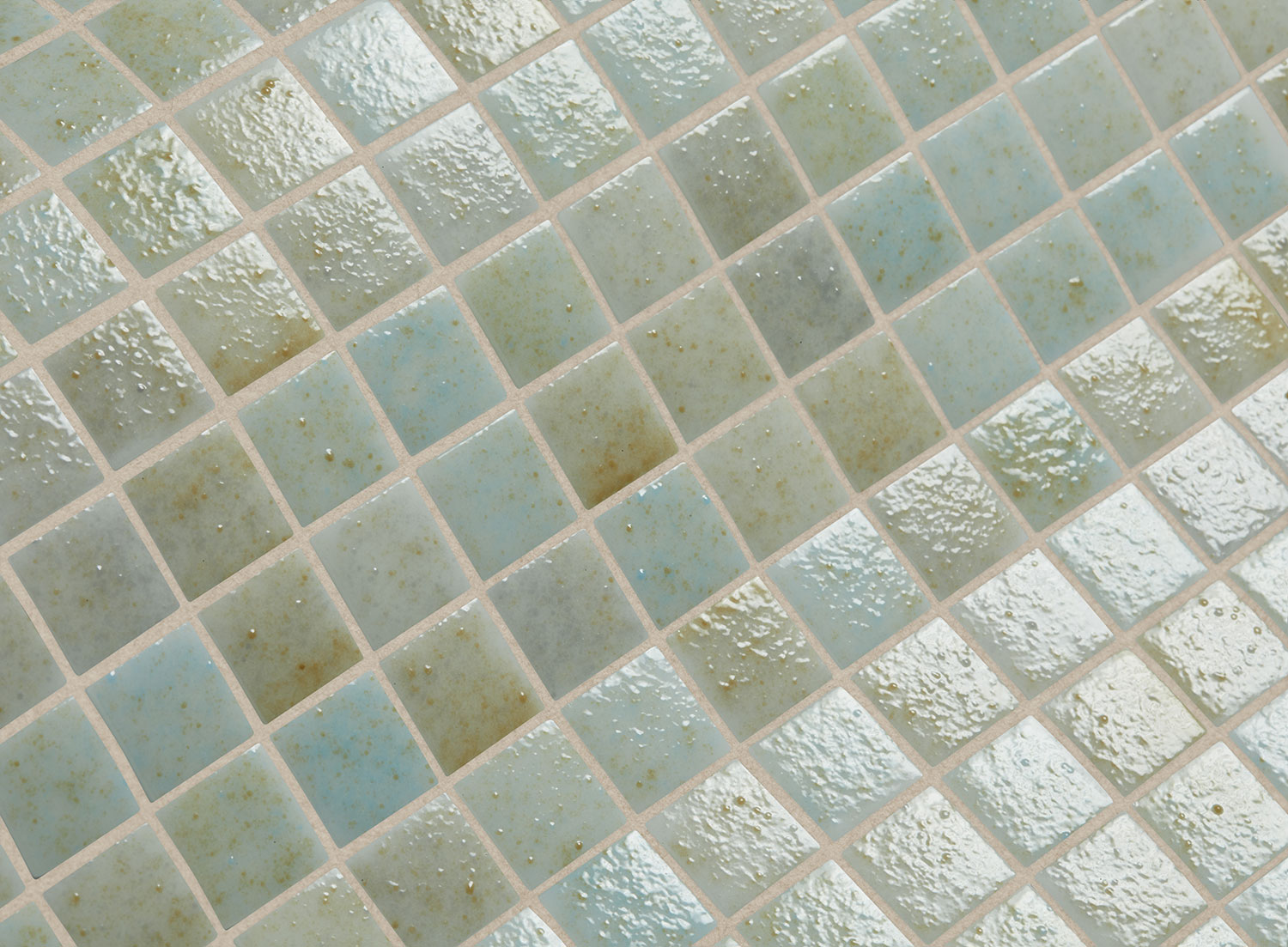 Hisbalit Lanza Reef Su Nueva Colección De Mosaico De Piscina