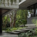 Casa Entreparotas / Di Frenna Arquitectos