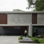 Casa Entreparotas / Di Frenna Arquitectos