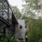 Casa Entreparotas / Di Frenna Arquitectos