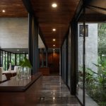 Casa Entreparotas / Di Frenna Arquitectos