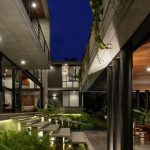 Casa Entreparotas / Di Frenna Arquitectos