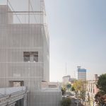 La nueva infraestructura de uso mixto “Estación San José”, obra del estudio de arquitectura FRPO, se convierte en el nuevo polo cultural, económico y de actividad de Toluca, México