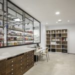 UNE Farmacia / Destudio Arquitectura