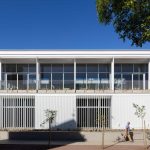 Edificio oficinas Asociación de Cooperativas Argentinas ACACOOP Bahía Blanca / Arrillaga Parola Arquitectos