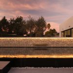 Casa Facetada / Pablo Muñoz Payá Arquitectos