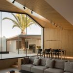 Casa Facetada / Pablo Muñoz Payá Arquitectos