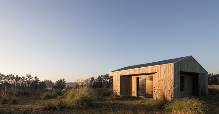 Casa-refugio El Chajá / TATU Arquitectura