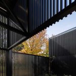 Dos Casas Metálicas / Mauricio Morra Arquitectos