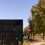 Dos Casas Metálicas / Mauricio Morra Arquitectos