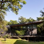 Casa La Arbolada / Arquitecta Indiana Sarubi