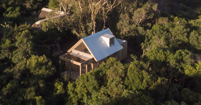 Refugio Punta Colorada III / TATU Arquitectura