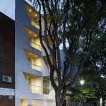 Edificio de viviendas MetroLyon / Buszano & Costa Acquarone Arquitectos