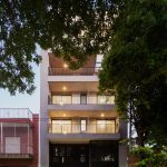 Edificio de viviendas Gamarra 1245 / LST Arquitectura