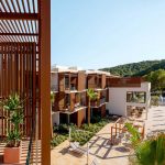 Siau Ibiza Hotel (Port Sant Miquel, Ibiza, España) por AIA Activitats Instal.lacions Arquitectòniques