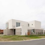 Vivienda Car 184 / Demian Schneider + Panorama Estudio