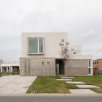 Vivienda Car 184 / Demian Schneider + Panorama Estudio