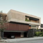 Casa Zenzy / Di Frenna Arquitectos
