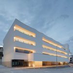 Edificio Aurora 10 / Tiago do Vale Arquitectos