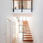 La Casa Escondida / Makin Molowny Portela