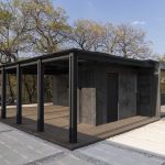 Vivienda plurifamiliar California 131 / Graus