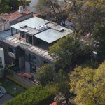 Vivienda plurifamiliar California 131 / Graus
