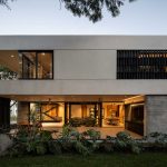 Casa Manak / Di Frenna Arquitectos