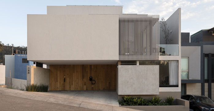 Casa Arrayán / Eric Guzmán Arquitectos