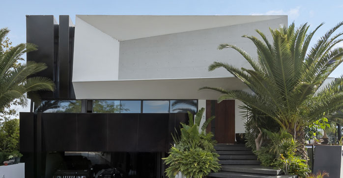 Capuchinas Villa / Orther Architects