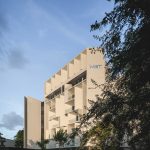 Edificio de viviendas Ment / Arkham Projects + Desnivel Arquitectos