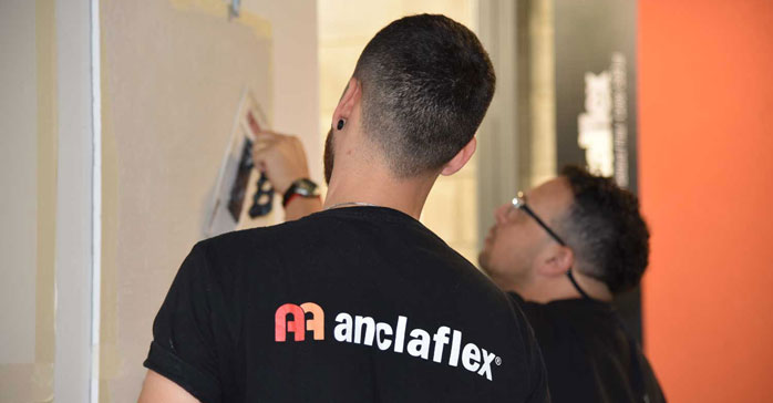 Anclaflex ofrece una nueva capacitación gratuita de Revestimientos Clásicos en su planta de General Rodríguez