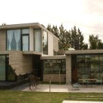 Casa Lago / Estudio Panbatt