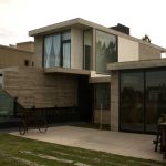 Casa Lago / Estudio Panbatt