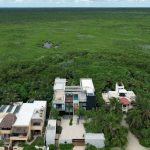 Casa Vihara / Di Frenna Arquitectos