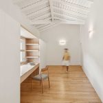 Hotel de la Casa de los Cerezos / Tiago do Vale Arquitectos