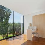 Hotel de la Casa de los Cerezos / Tiago do Vale Arquitectos