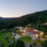 Hotel de la Casa de los Cerezos / Tiago do Vale Arquitectos