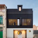 Casa de Sá / Tiago do Vale Arquitectos