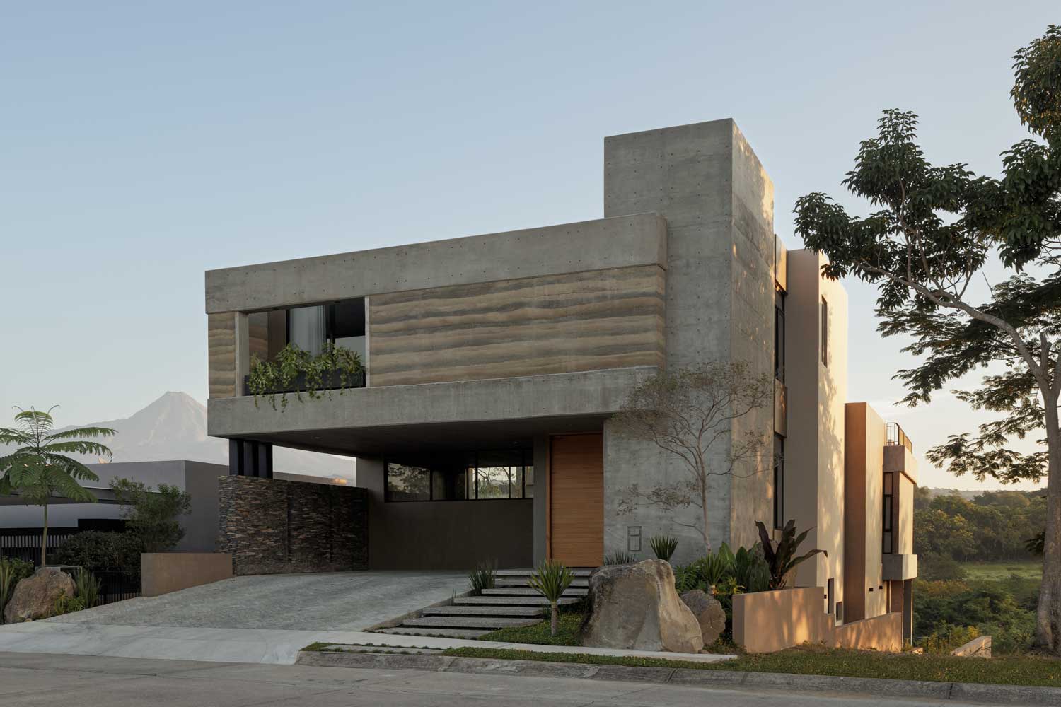 Casa Nomah / Di Frenna Arquitectos