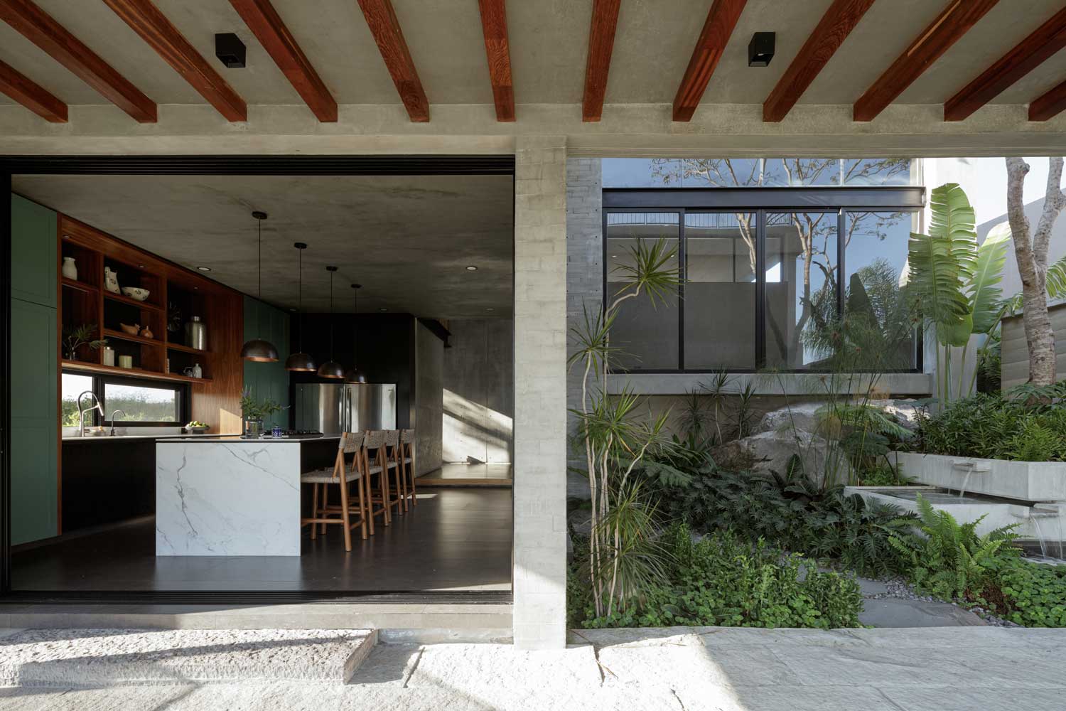 Casa Nomah / Di Frenna Arquitectos