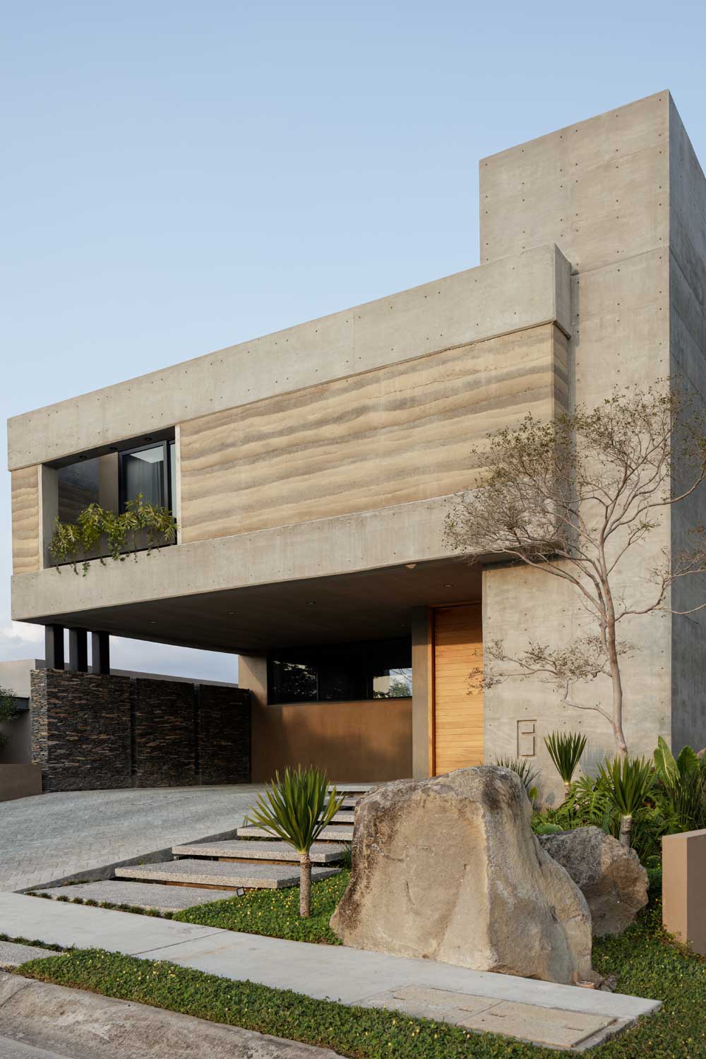 Casa Nomah / Di Frenna Arquitectos