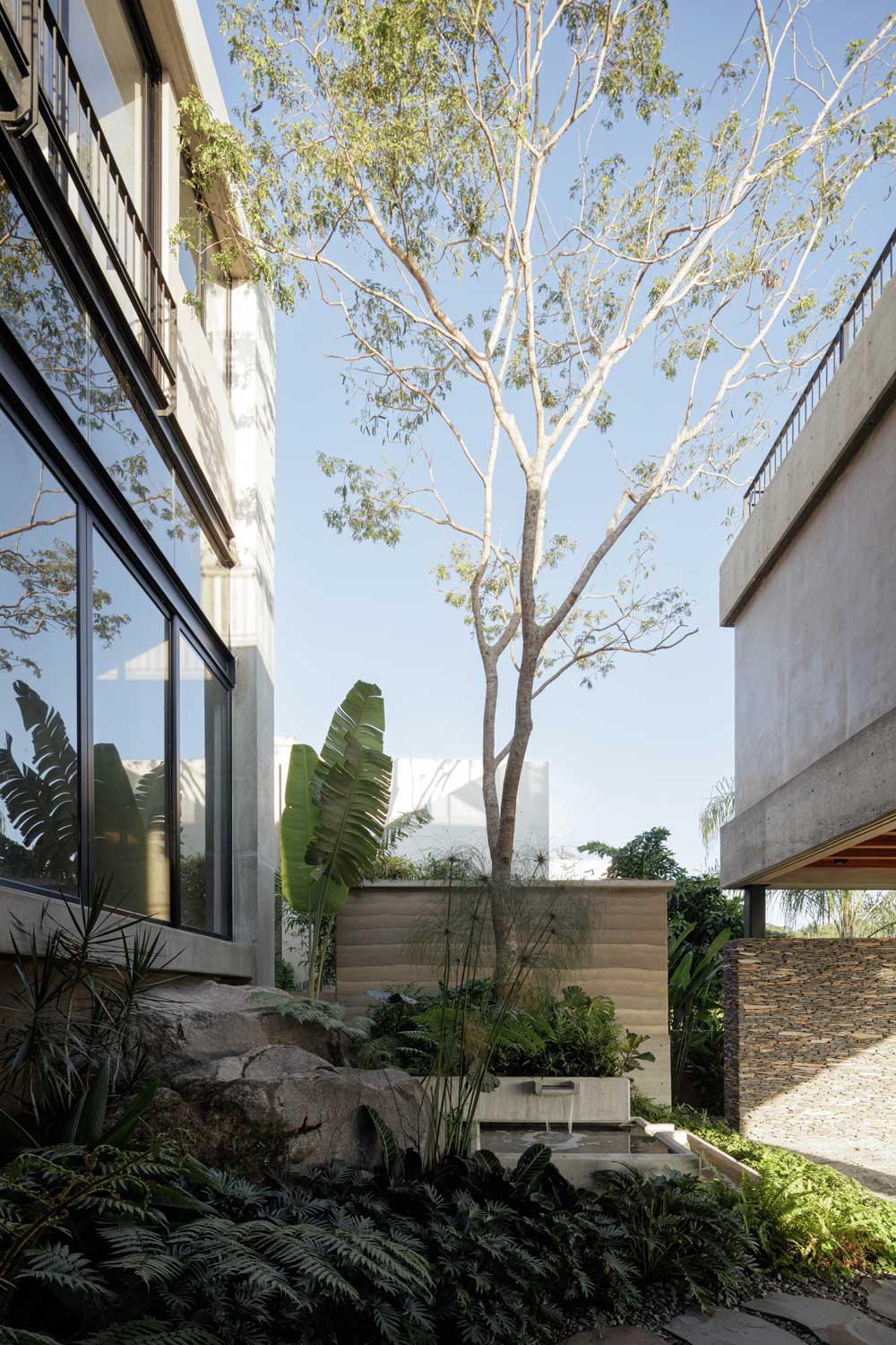 Casa Nomah / Di Frenna Arquitectos