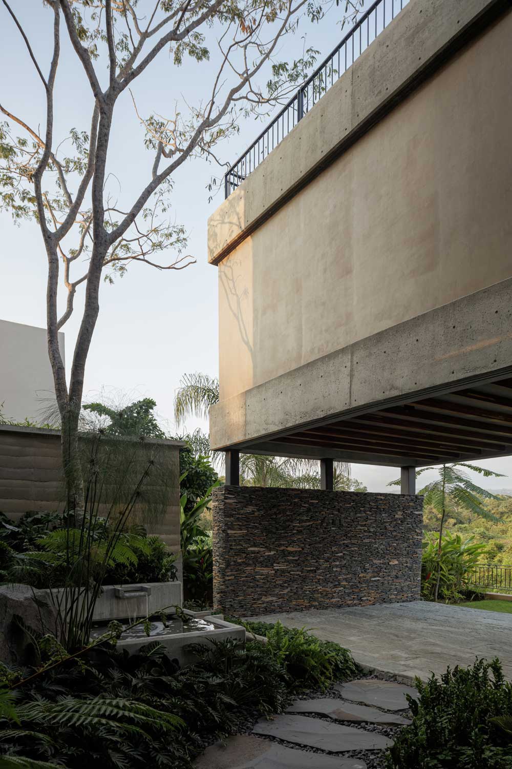 Casa Nomah / Di Frenna Arquitectos